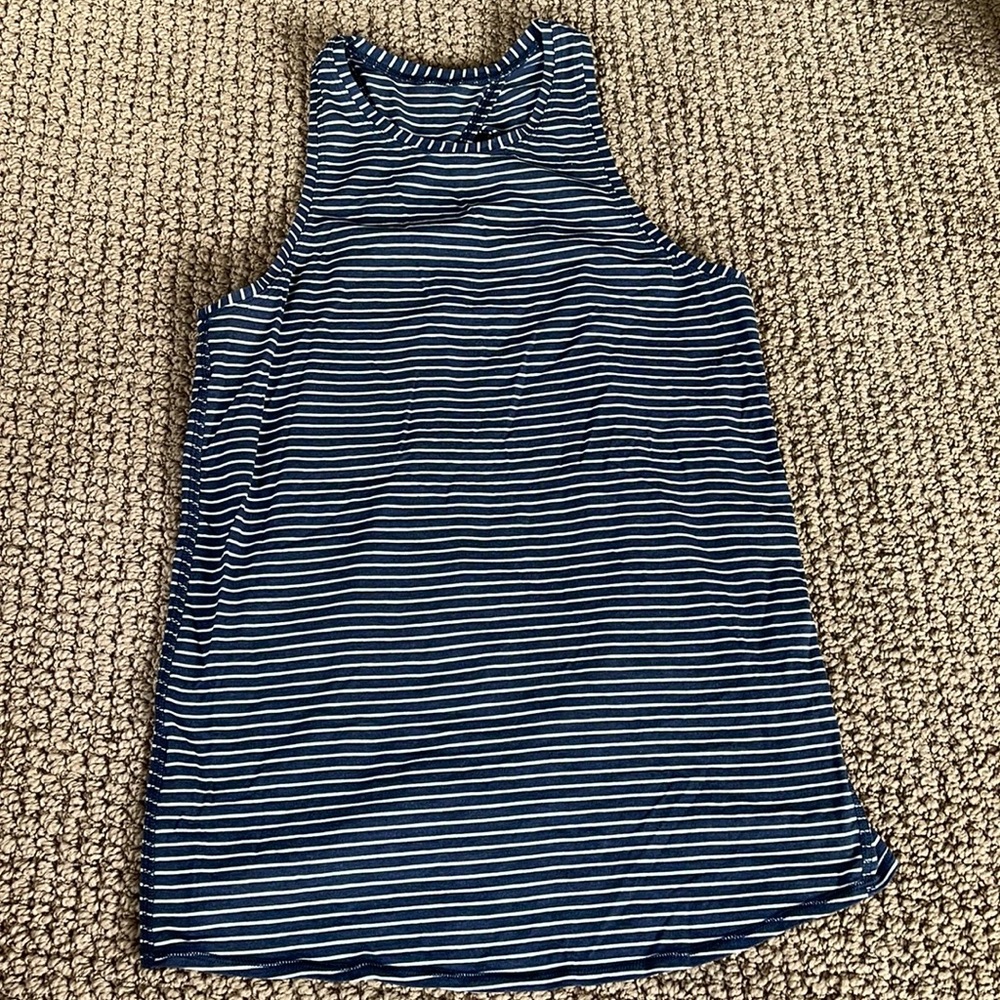 Lululemon tie back tank